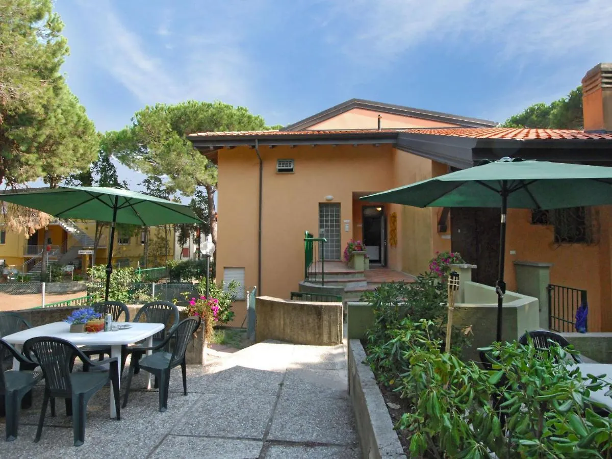 Apartment Villa Isotta-1 By Interhome